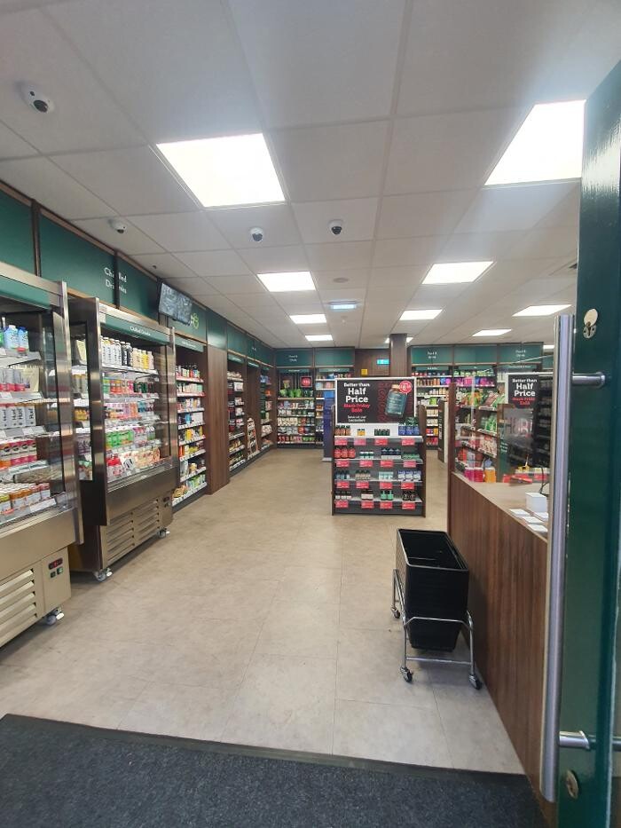 Images Holland & Barrett - Neath