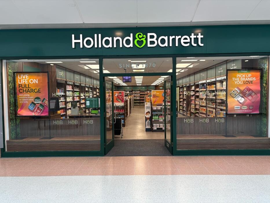 Images Holland & Barrett - Farnborough