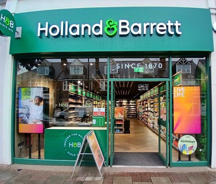Images Holland & Barrett - Weybridge
