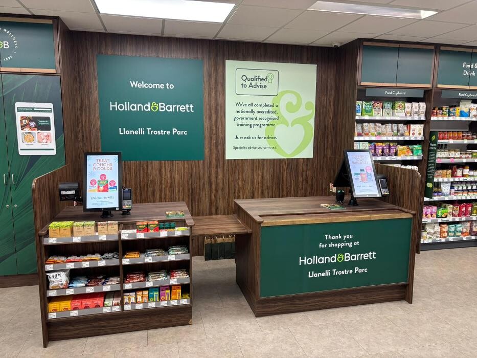 Images Holland & Barrett - Llanelli