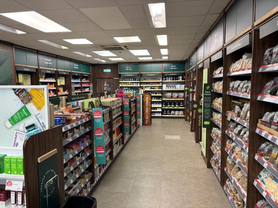 Images Holland & Barrett - Llanelli