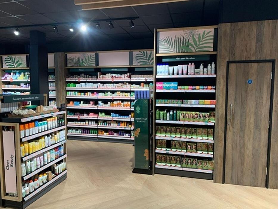 Images Holland & Barrett - Kingston