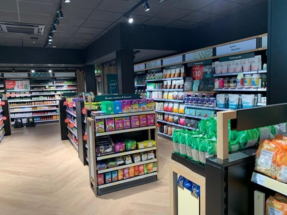 Images Holland & Barrett - Kingston