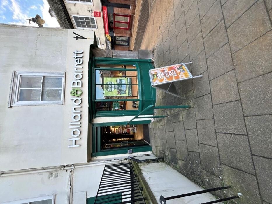 Images Holland & Barrett - Diss