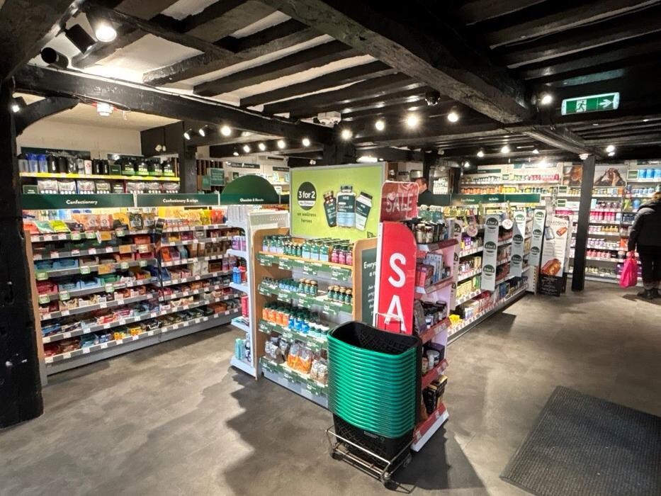 Images Holland & Barrett - Diss