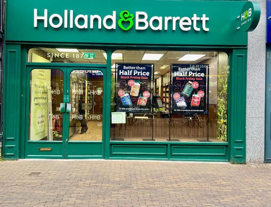 Images Holland & Barrett - Hackney