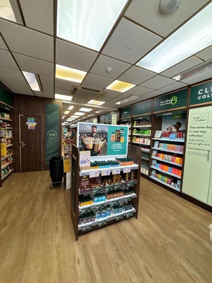 Images Holland & Barrett - Hackney