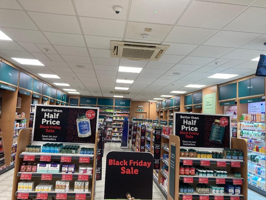 Images Holland & Barrett - Edgware