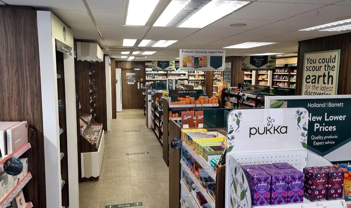 Images Holland & Barrett - Kings Lynn