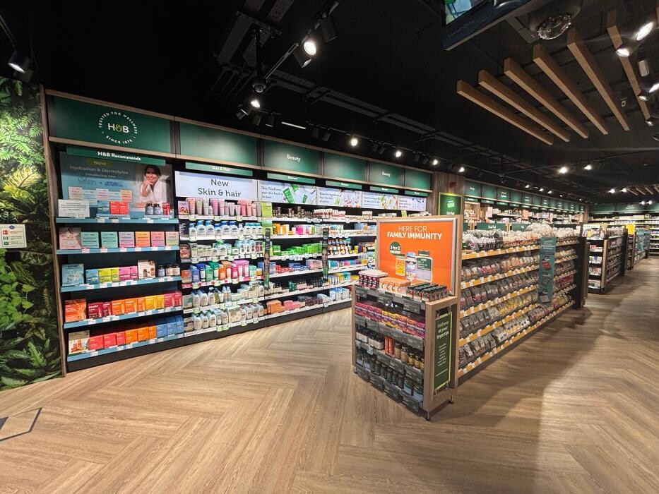 Images Holland & Barrett - Uxbridge The Chimes