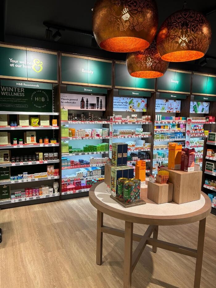 Images Holland & Barrett - Victoria Place