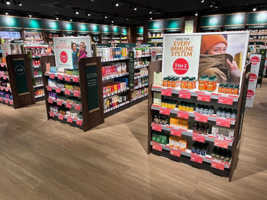 Images Holland & Barrett - Victoria Place