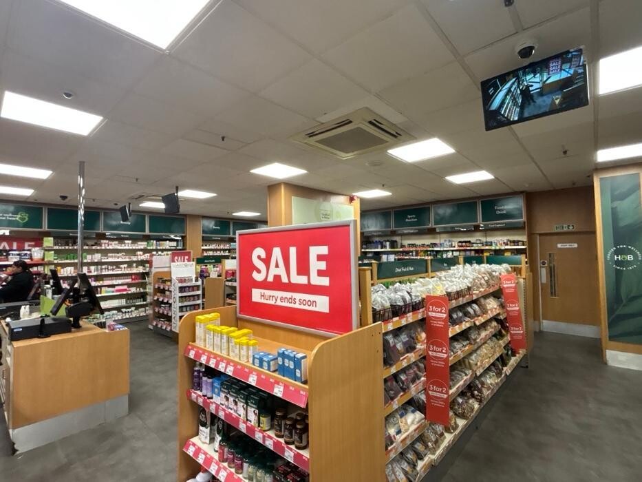 Images Holland & Barrett - Uxbridge