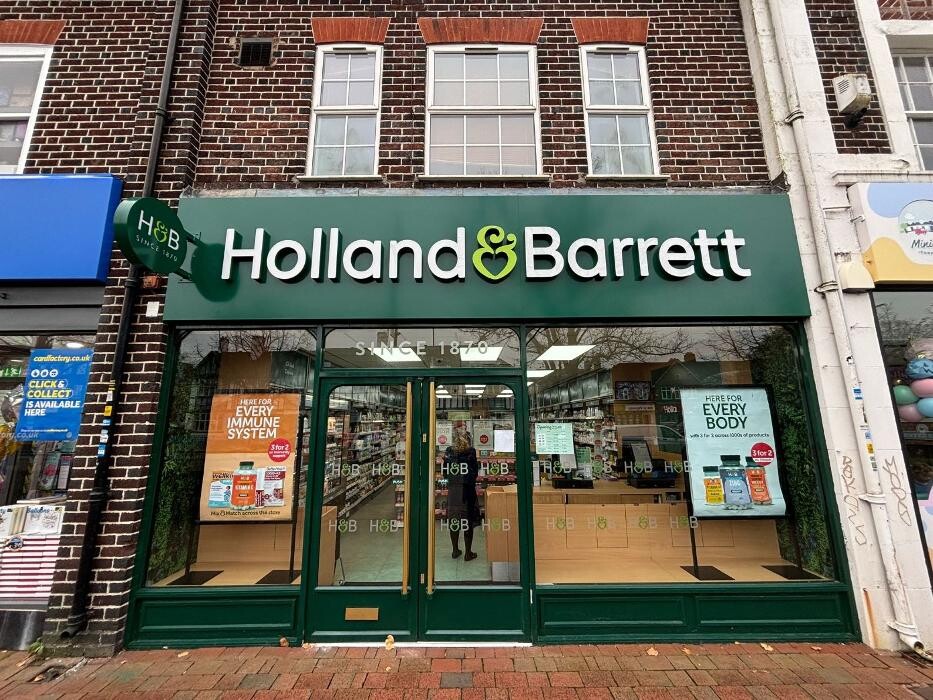 Images Holland & Barrett - Shirley
