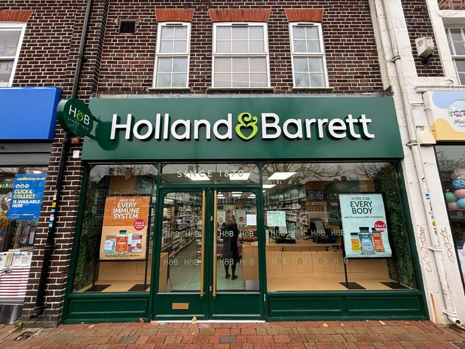 Images Holland & Barrett - Shirley