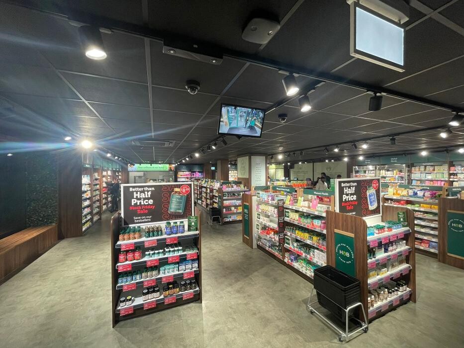 Images Holland & Barrett - Hounslow