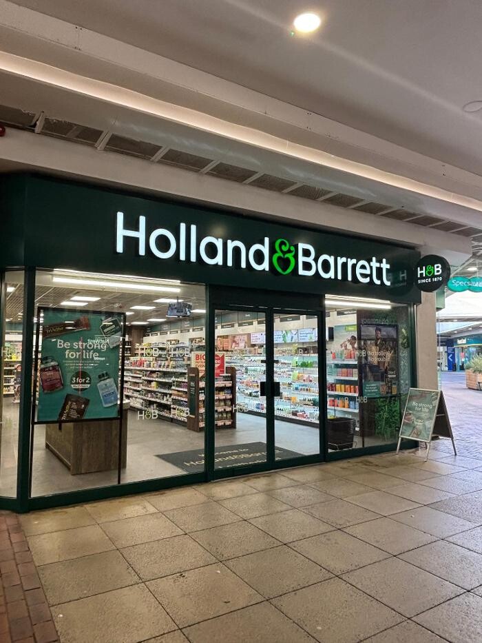 Images Holland & Barrett - Leatherhead