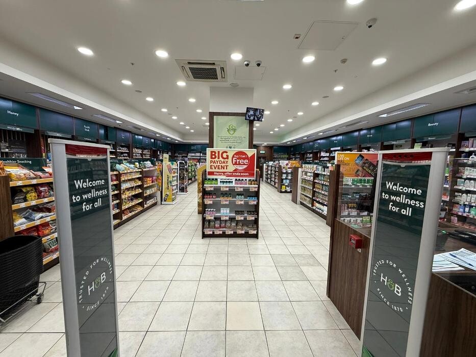 Images Holland & Barrett - Poole