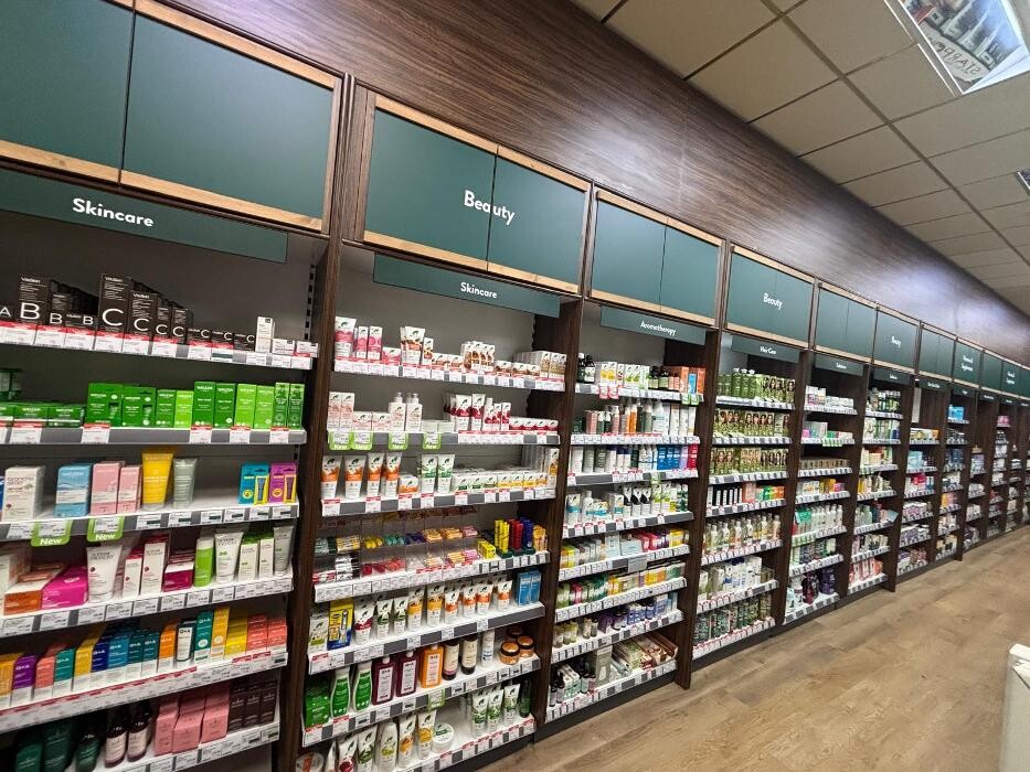 Images Holland & Barrett - Redditch