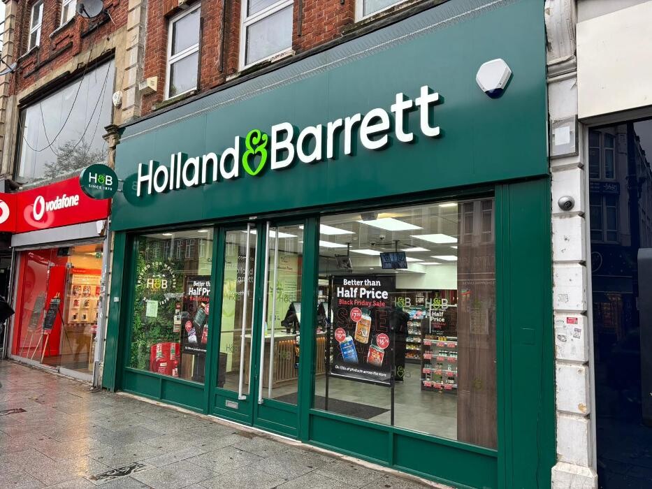 Images Holland & Barrett - Southall