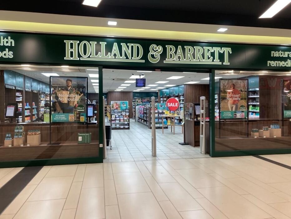 Images Holland & Barrett - Reading Broad Street