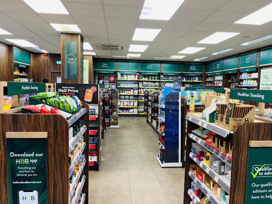Images Holland & Barrett - Teddington
