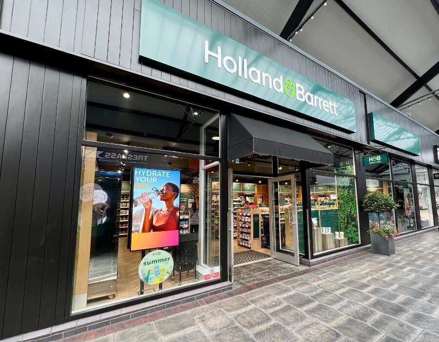 Images Holland & Barrett - Bridgend Outlet
