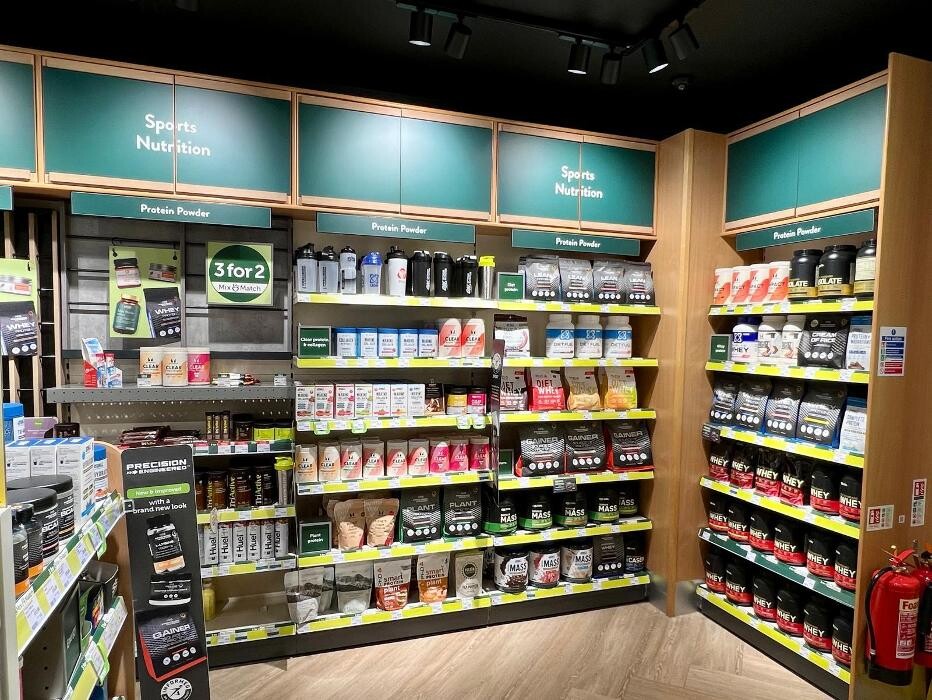 Images Holland & Barrett - Bridgend Outlet