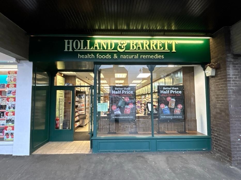 Images Holland & Barrett - Rayleigh