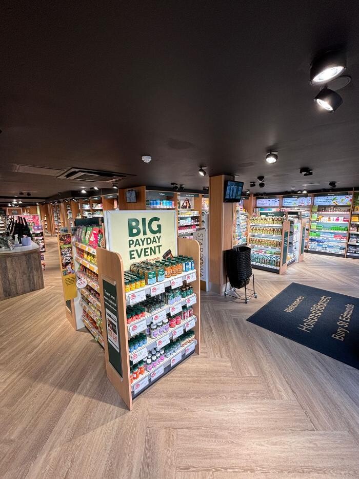 Images Holland & Barrett - Bury St Edmunds
