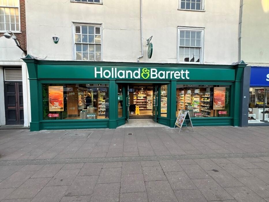 Images Holland & Barrett - Bury St Edmunds