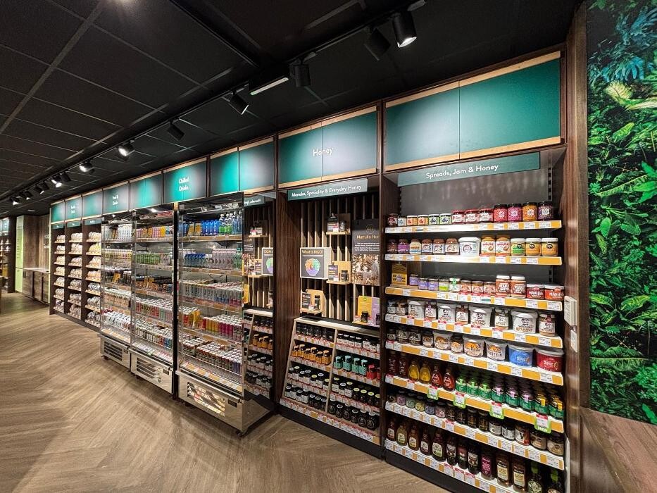 Images Holland & Barrett - Tottenham Court Road 2