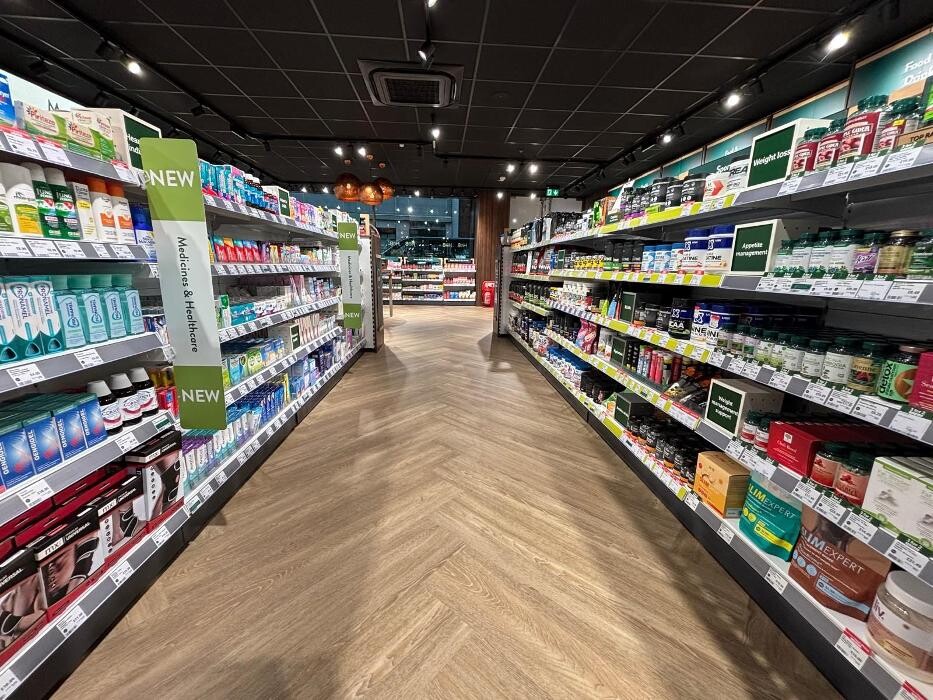 Images Holland & Barrett - Tottenham Court Road 2