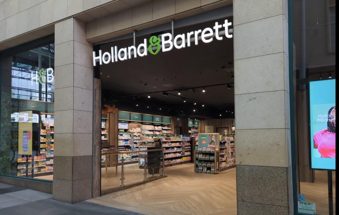 Images Holland & Barrett - Plymouth