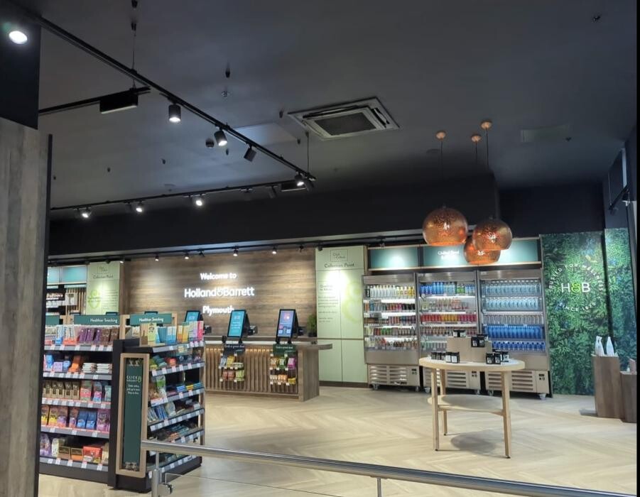 Images Holland & Barrett - Plymouth