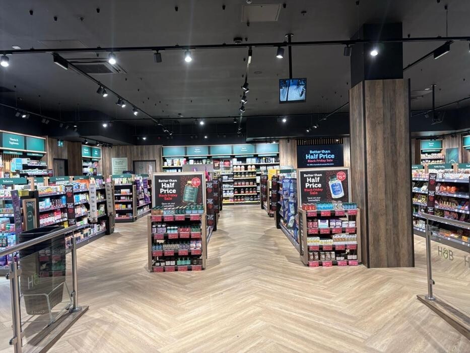 Images Holland & Barrett - Plymouth