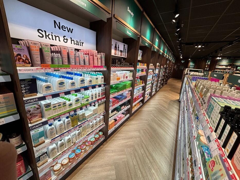 Images Holland & Barrett - Romford