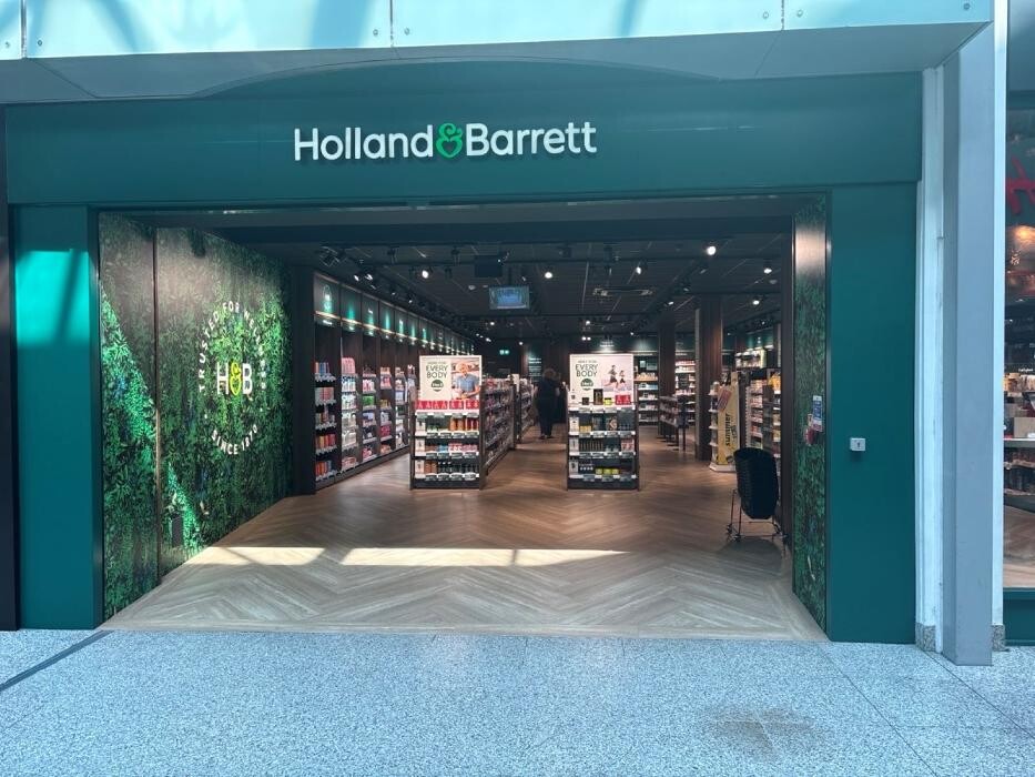 Images Holland & Barrett - Romford