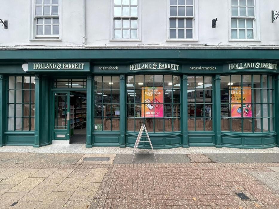 Images Holland & Barrett - Epping