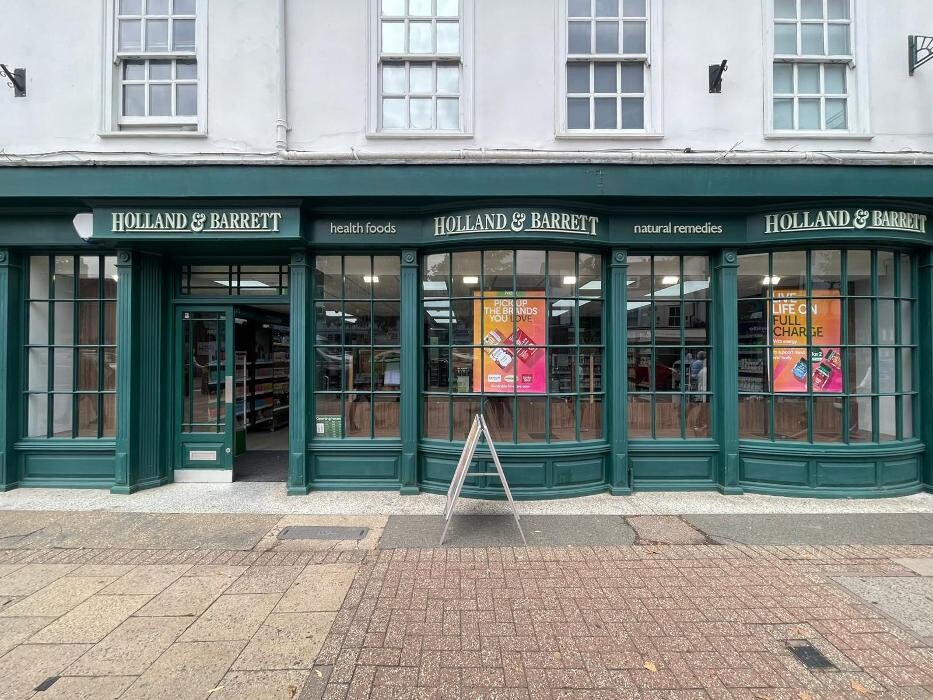 Images Holland & Barrett - Epping