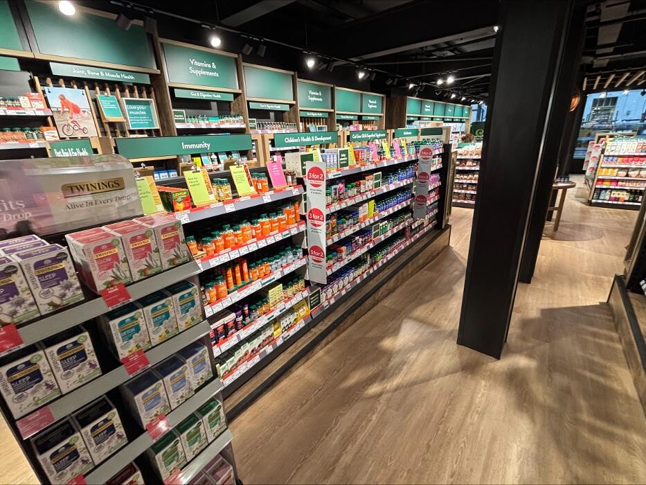 Images Holland & Barrett - Henley-On-Thames