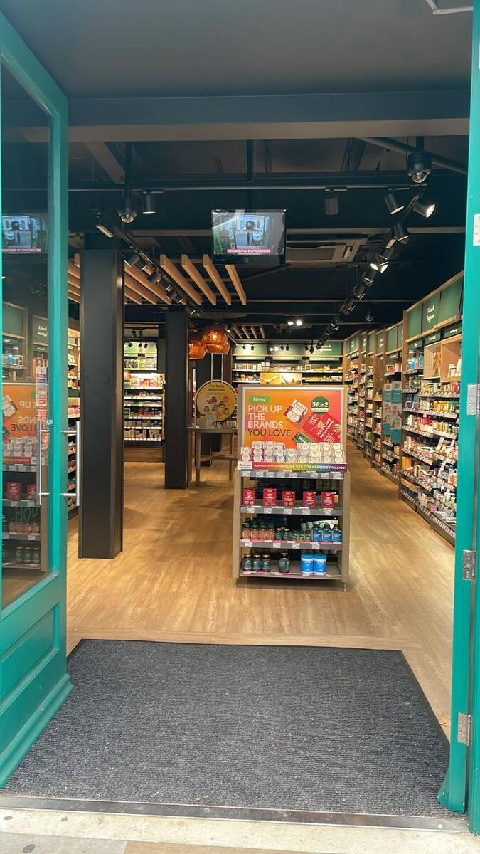 Images Holland & Barrett - Henley-On-Thames