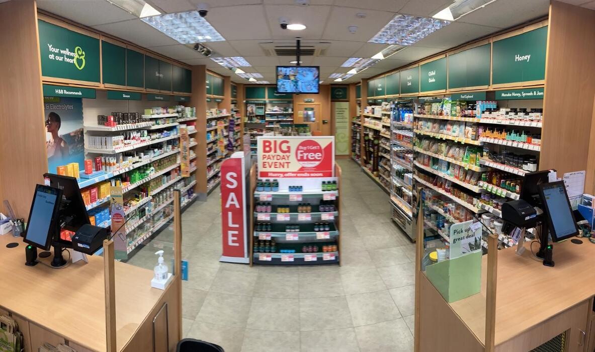 Images Holland & Barrett - Southsea