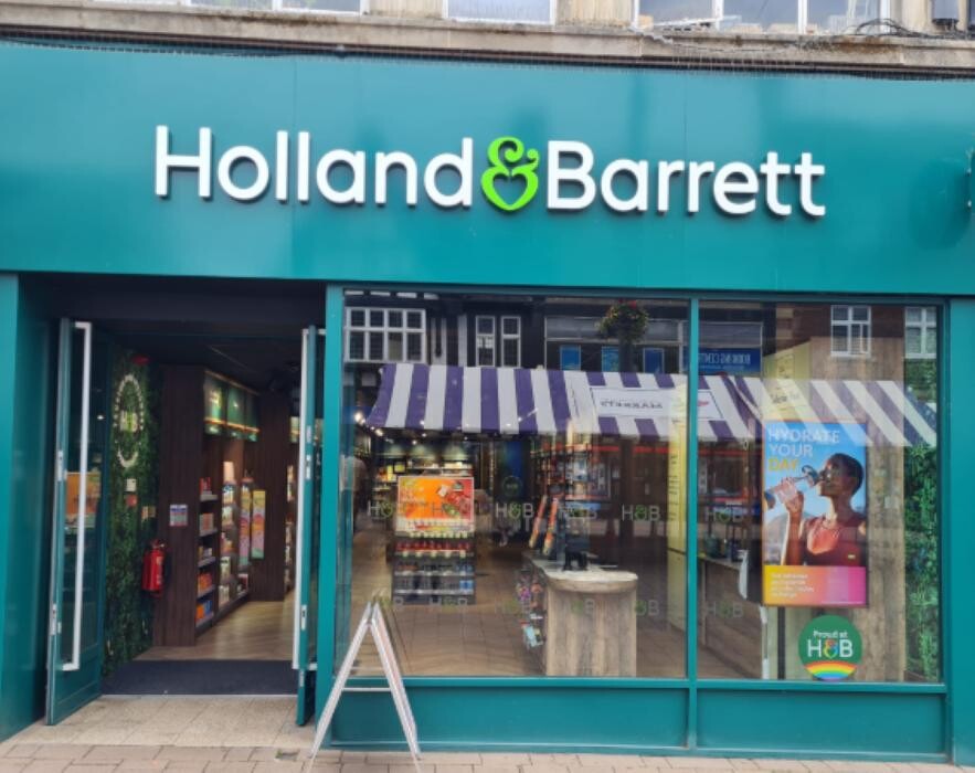 Images Holland & Barrett - Loughborough