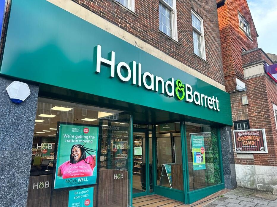 Images Holland & Barrett - East Grinstead