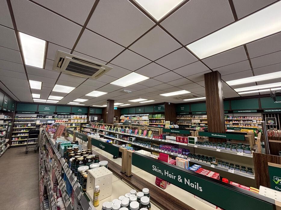 Images Holland & Barrett - Hertford