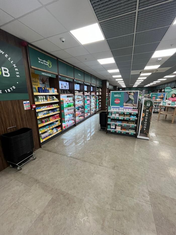 Images Holland & Barrett - Crawley