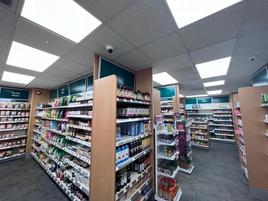 Images Holland & Barrett - Sheringham