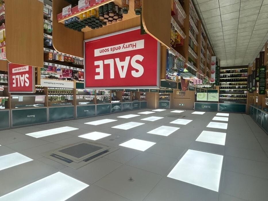 Images Holland & Barrett - Cameron Toll