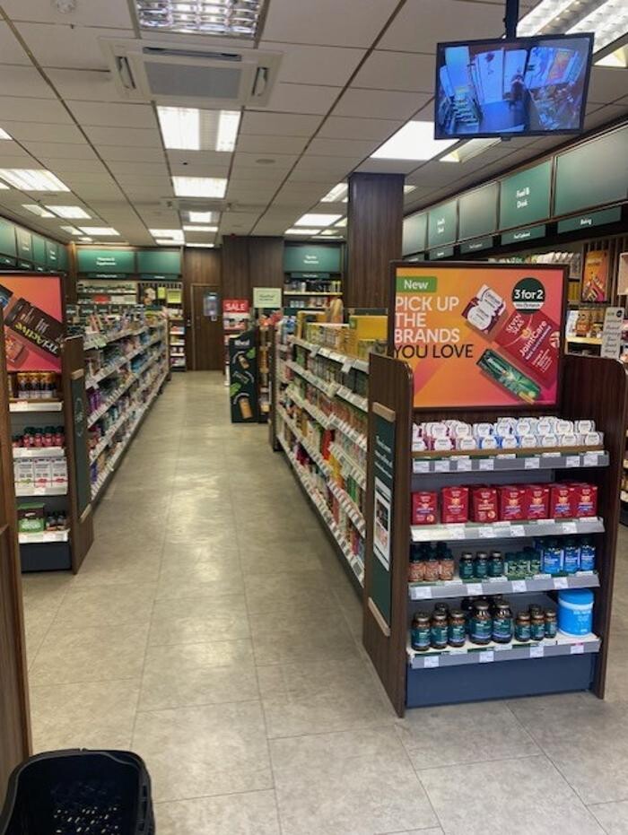 Images Holland & Barrett - Ashton Under Lyne